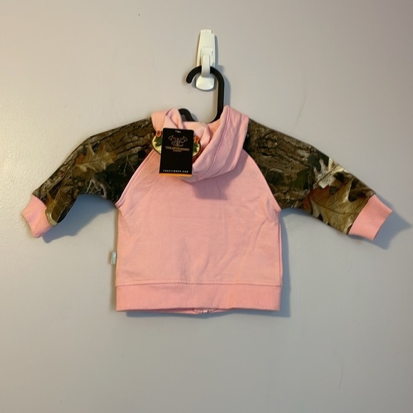 Bass Pro Shop Outdoor Kids True Timber Raglan Pink and Camo Hoodie Zip size 3M - Picture 8 of 12